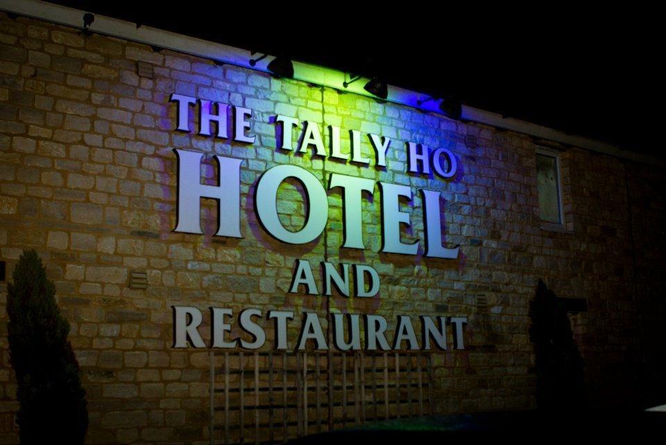 بيسيستر The Tally Ho Hotel - B&B المظهر الخارجي الصورة